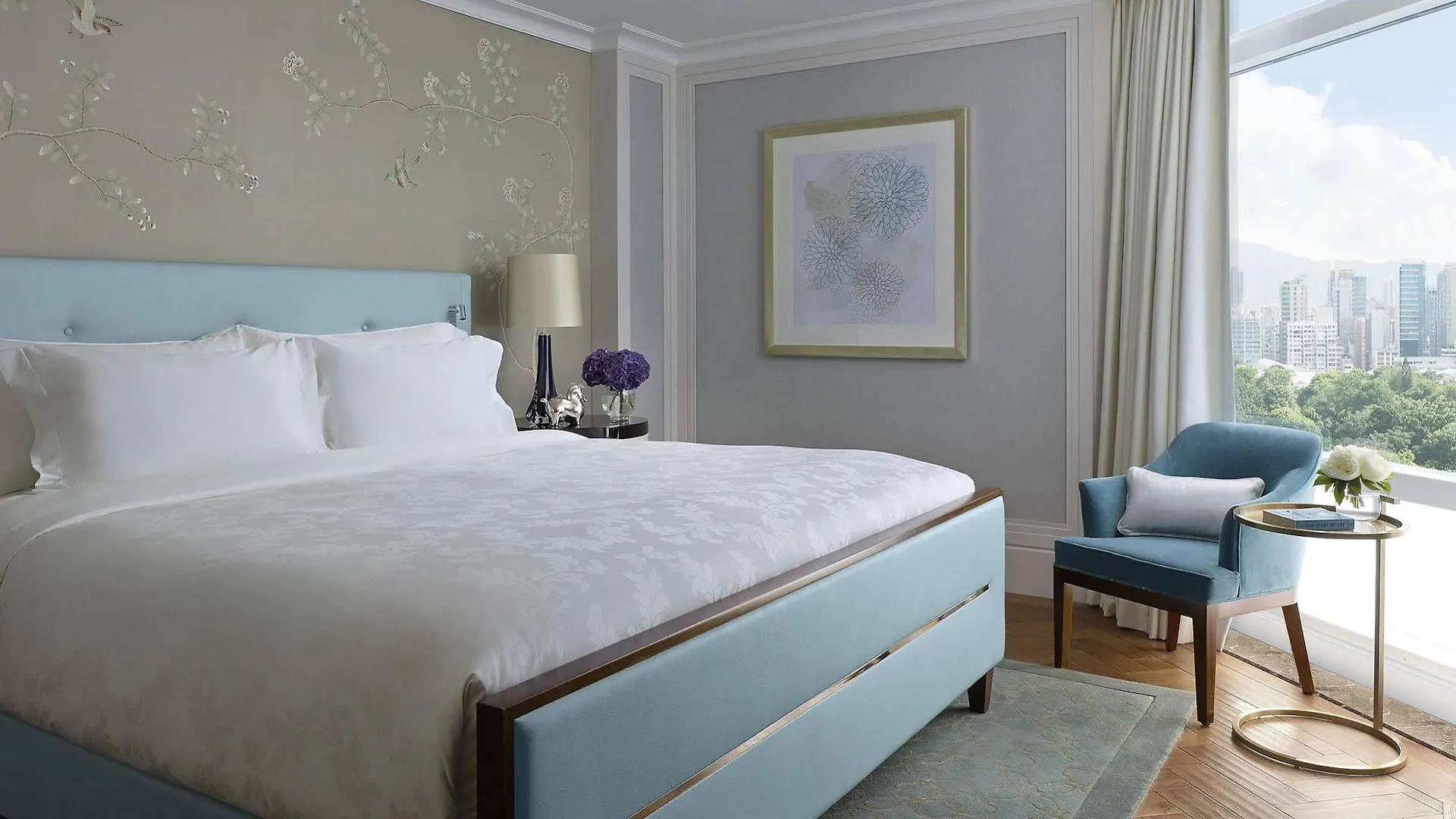 The Langham Hong Kong Hotel 5*,