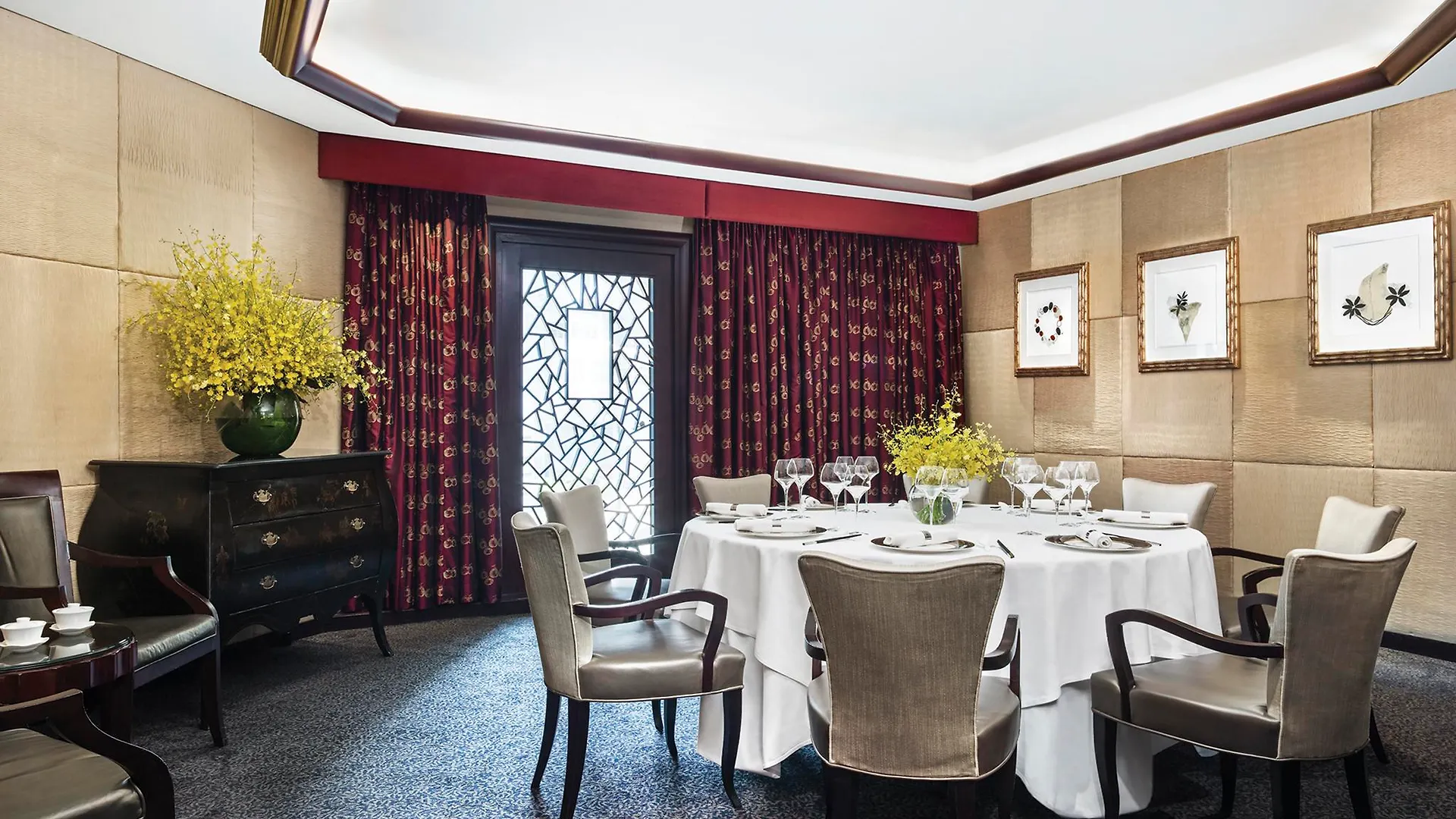 The Langham Hong Kong Hotel