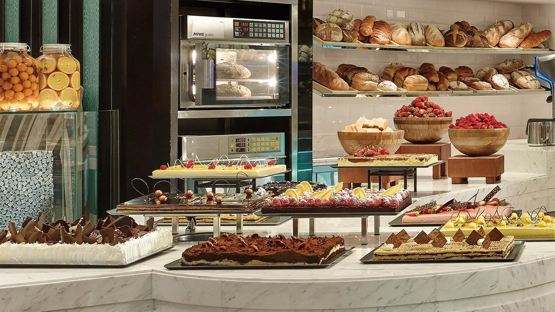 The Langham Hong Kong Hotel 5*,  China